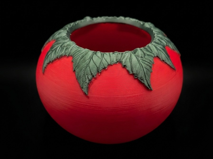 Tomato plant pot