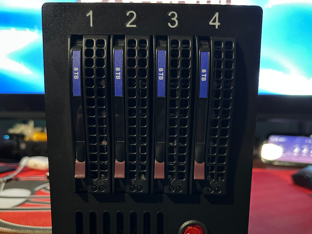 4-Bay DAS/HDD Enclosure Supermicro 733TQ Backplane