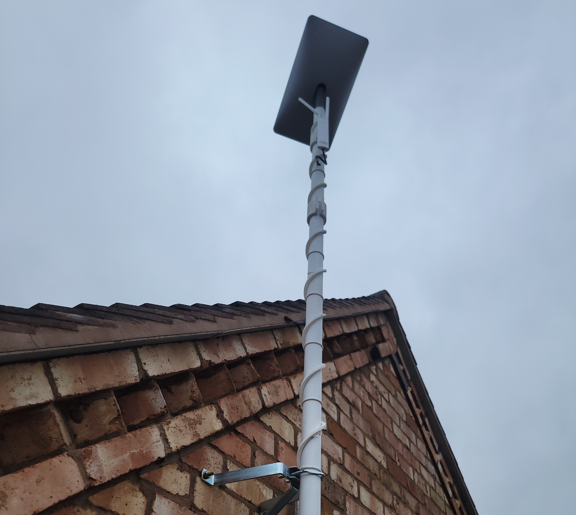 ULTIMATE Starlink Antenna Pole with Vortex Shedders and outdoor wifi mount.
