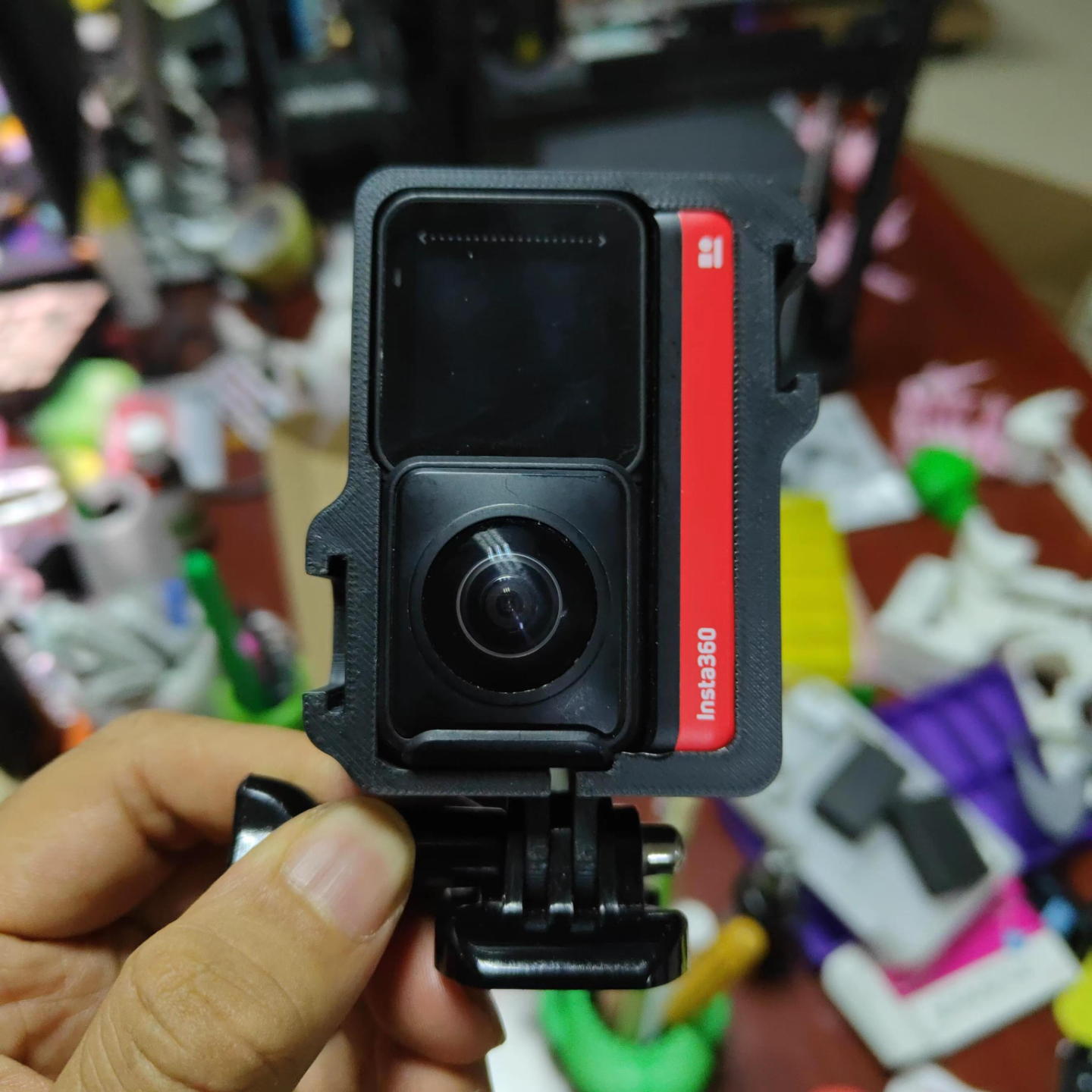 Insta360_One_R_with_2_hotshoe