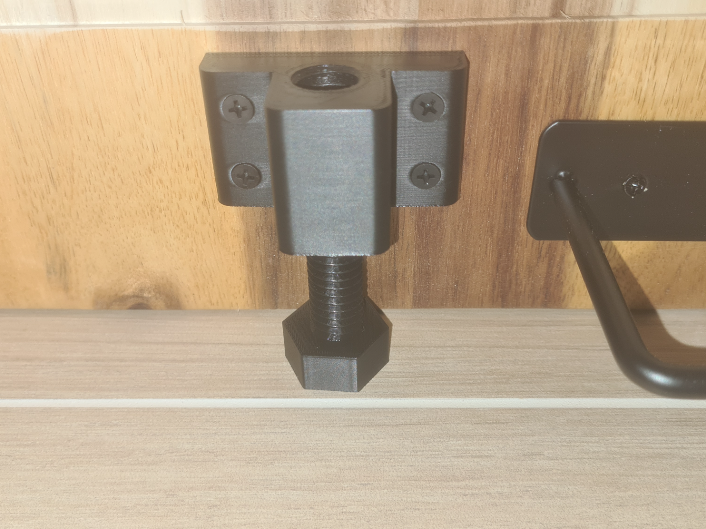Cale pour meuble