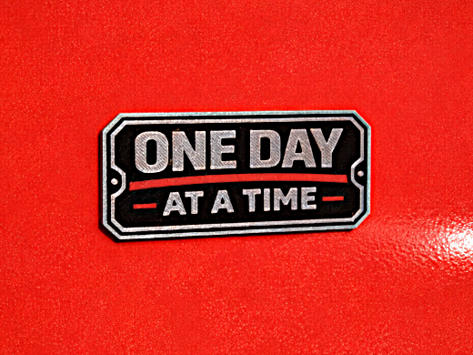 ONE DAY AT A TIME – Motivational Shop Magnet