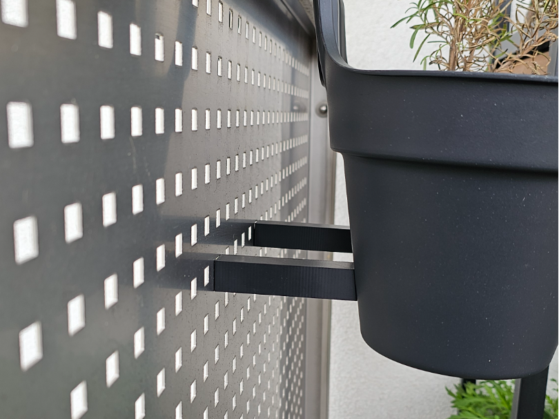 Abstandshalter Blumenkasten