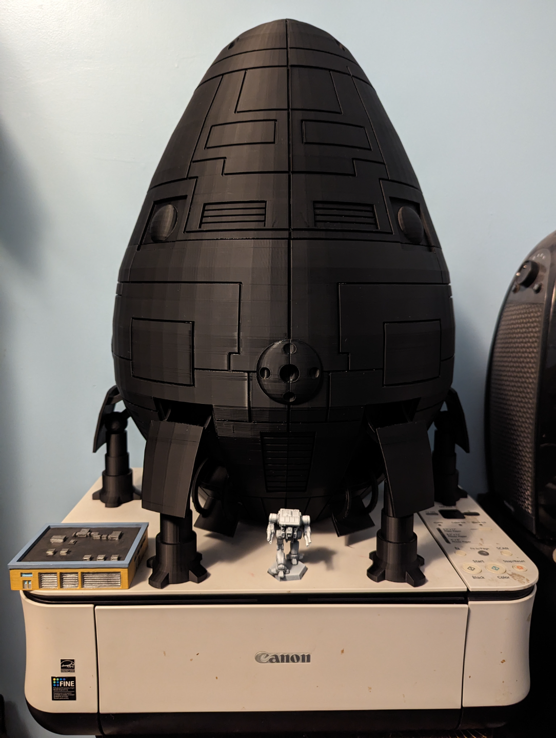 Giant Egg Dropship