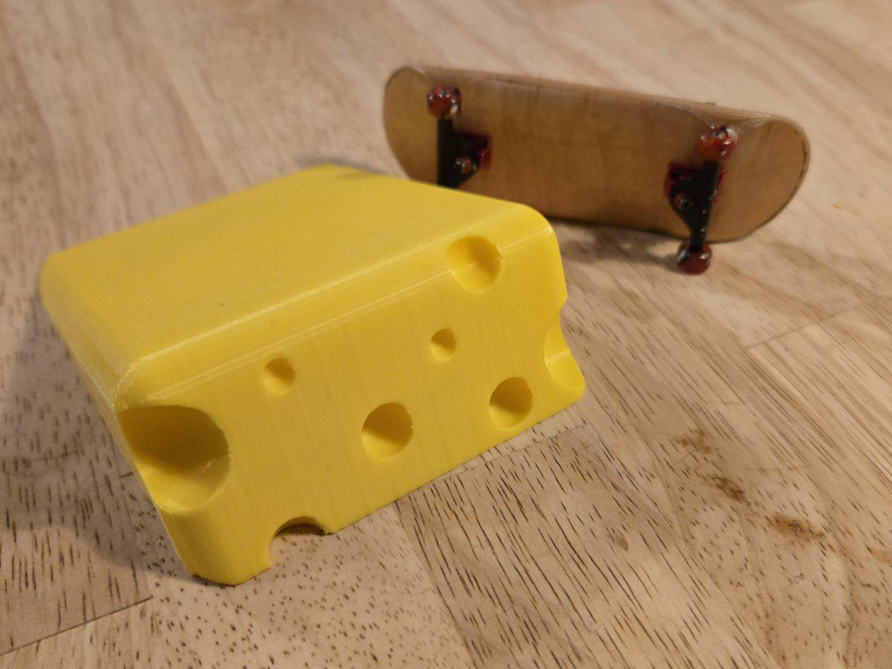 techdeck/fingerboard cheese pocket kicker obstacle