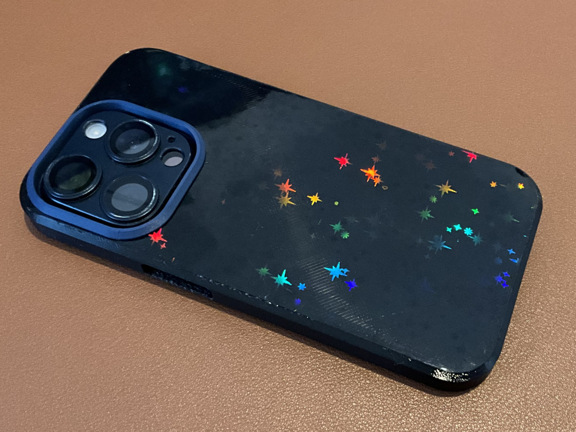 iPhone 15 Pro MagSafe Case - Magnets embedded
