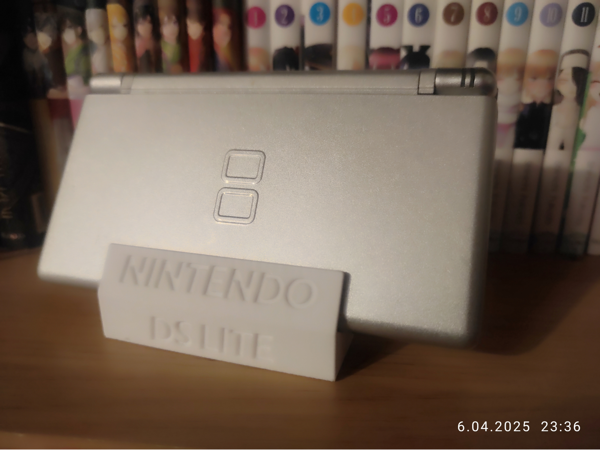 Nintendo DS Lite Holder