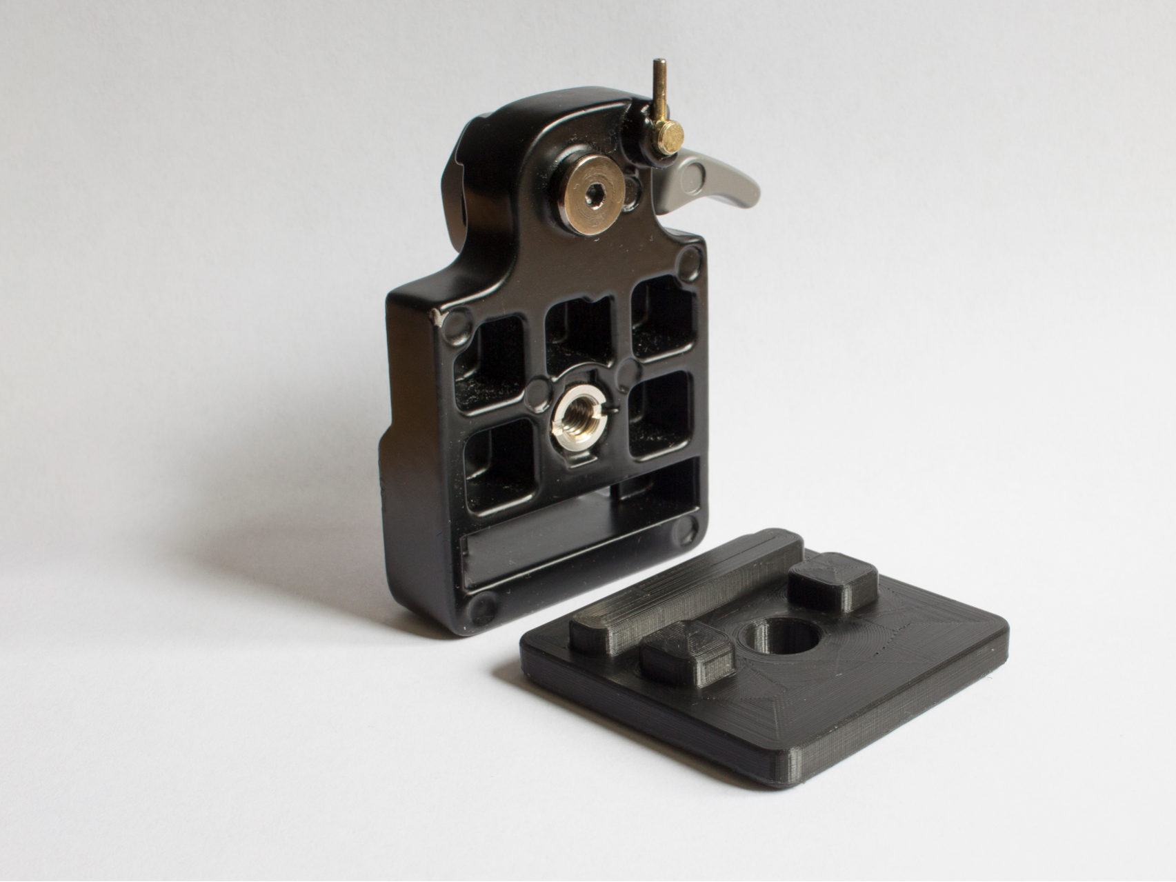 3rd party Manfrotto 323 base plate spacer