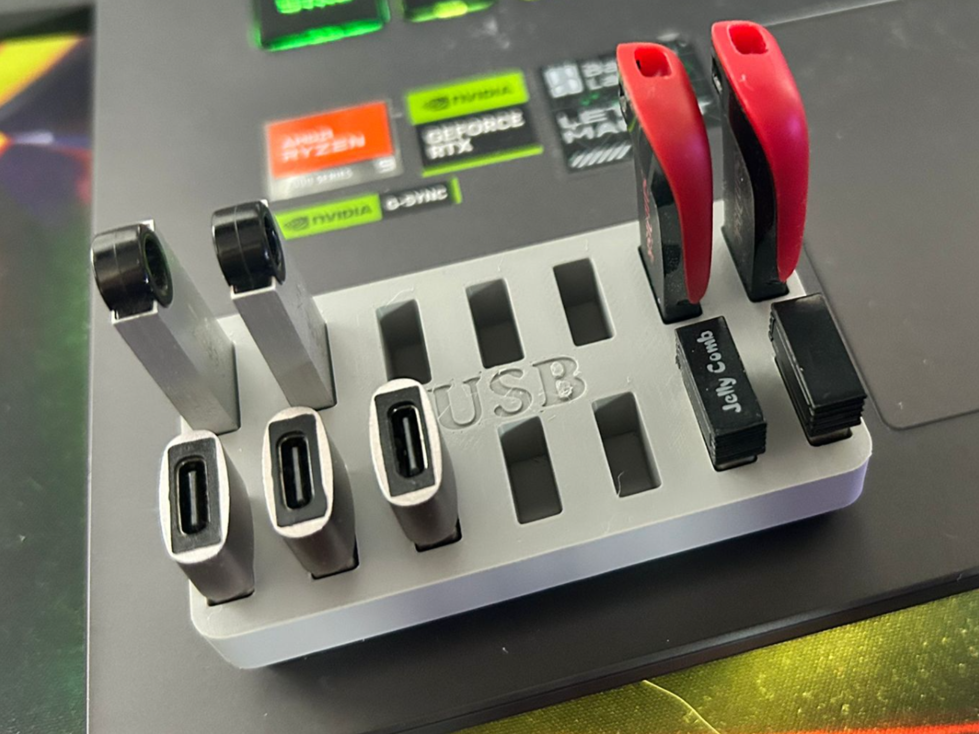 USB-A Stand Organizer