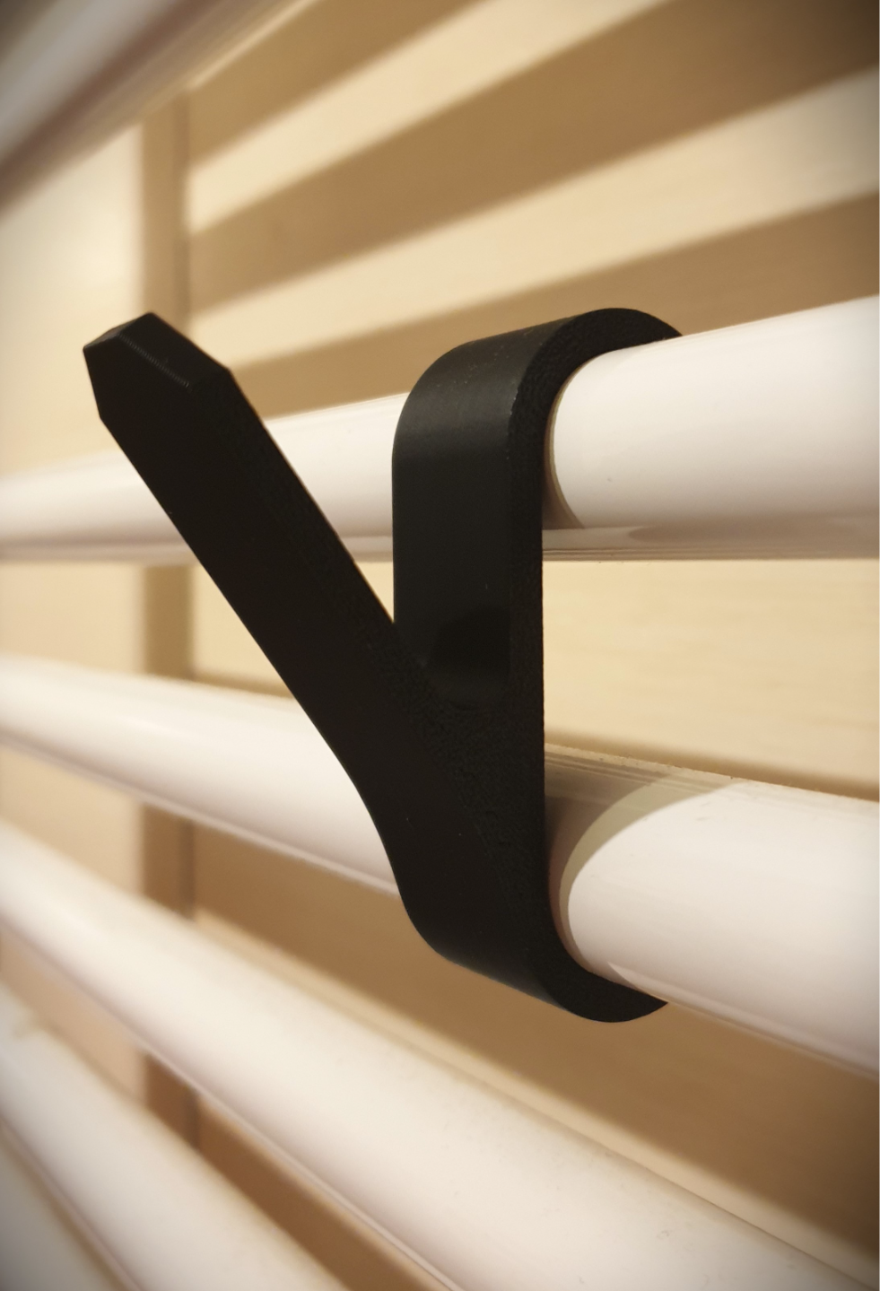 Bathroom radiator hook / hanger towel v2. Smaller
