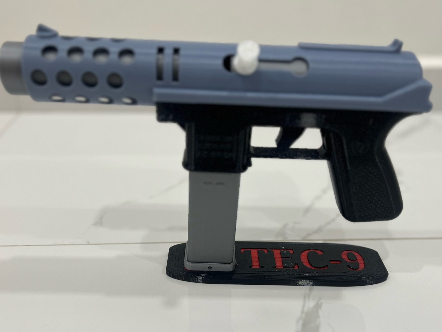 Display Stand for TEC-9 Disc Shooter 底座