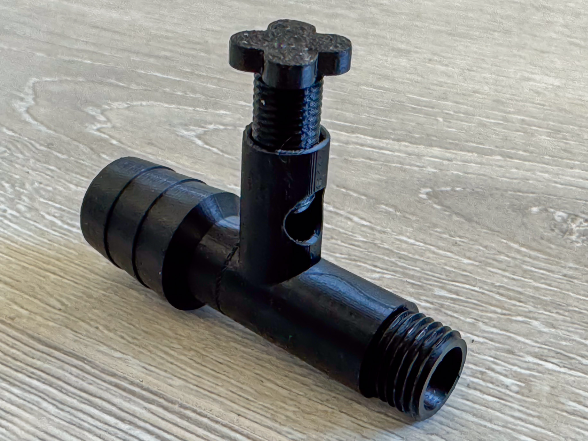 Water pump flow control connector