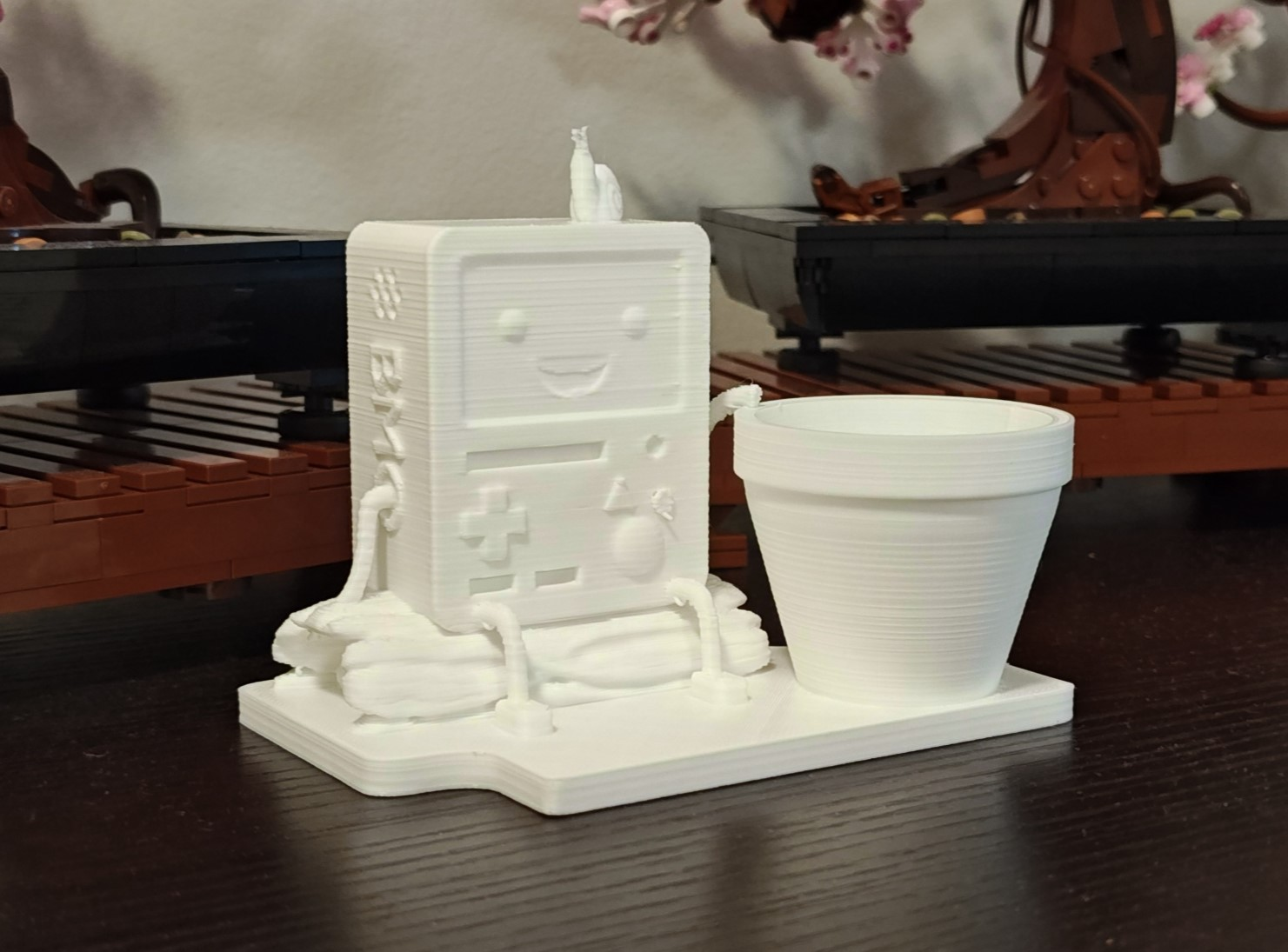 BMO Flower/ Succulent Pot