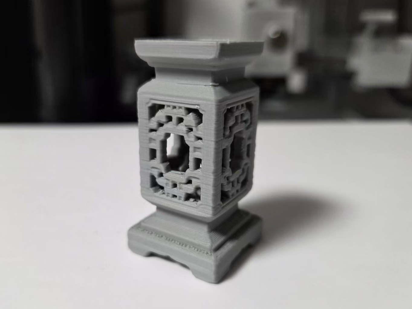 Chinese Courtyard Miniature Scene-Stone Lantern 2
