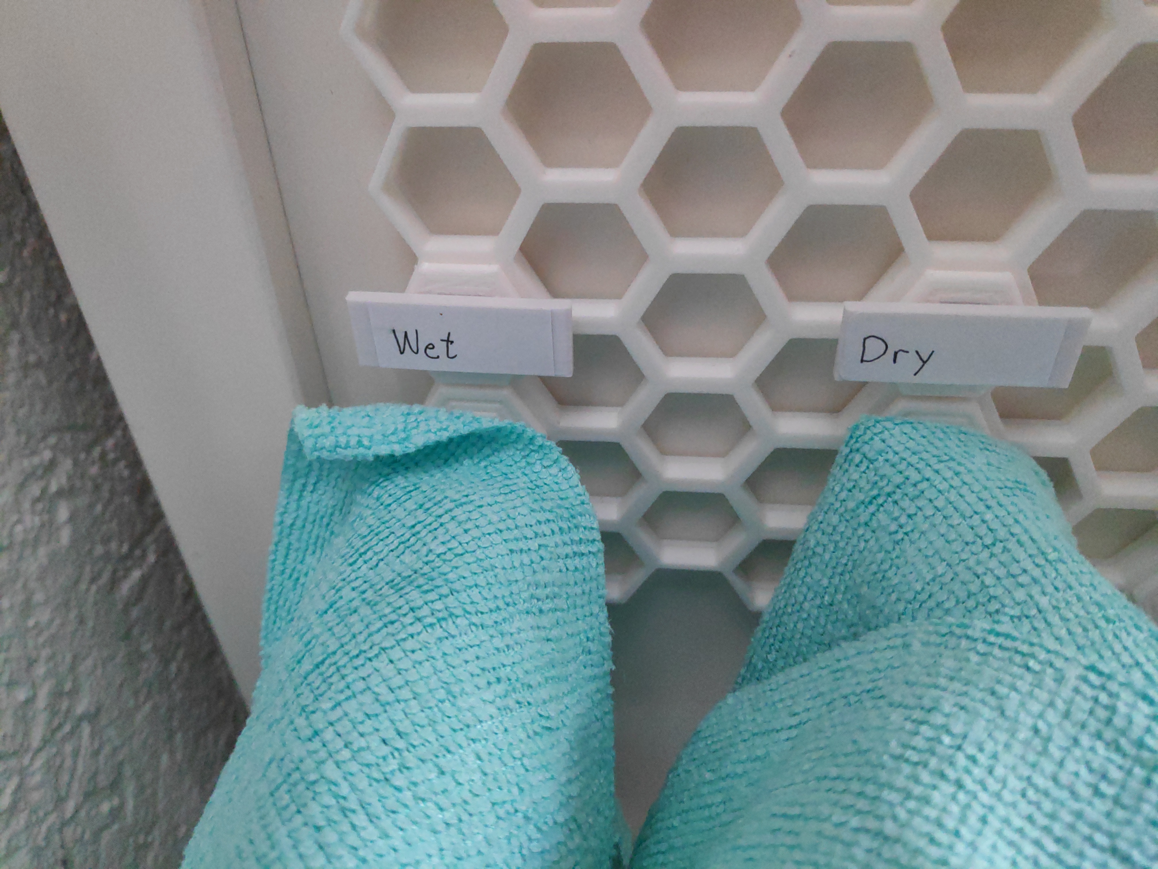 Labeling Plates for Honeycomb Wall | HSW