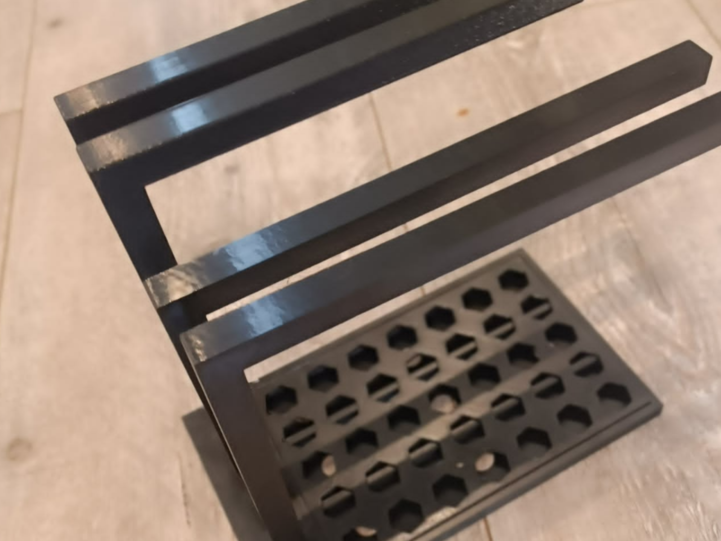 Kitchen Cutting Board Drying Rack / Stand