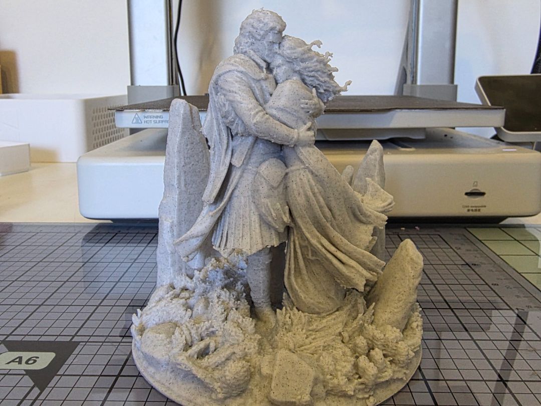 Claire and Jamie - Fateful Embrace (Outlander)