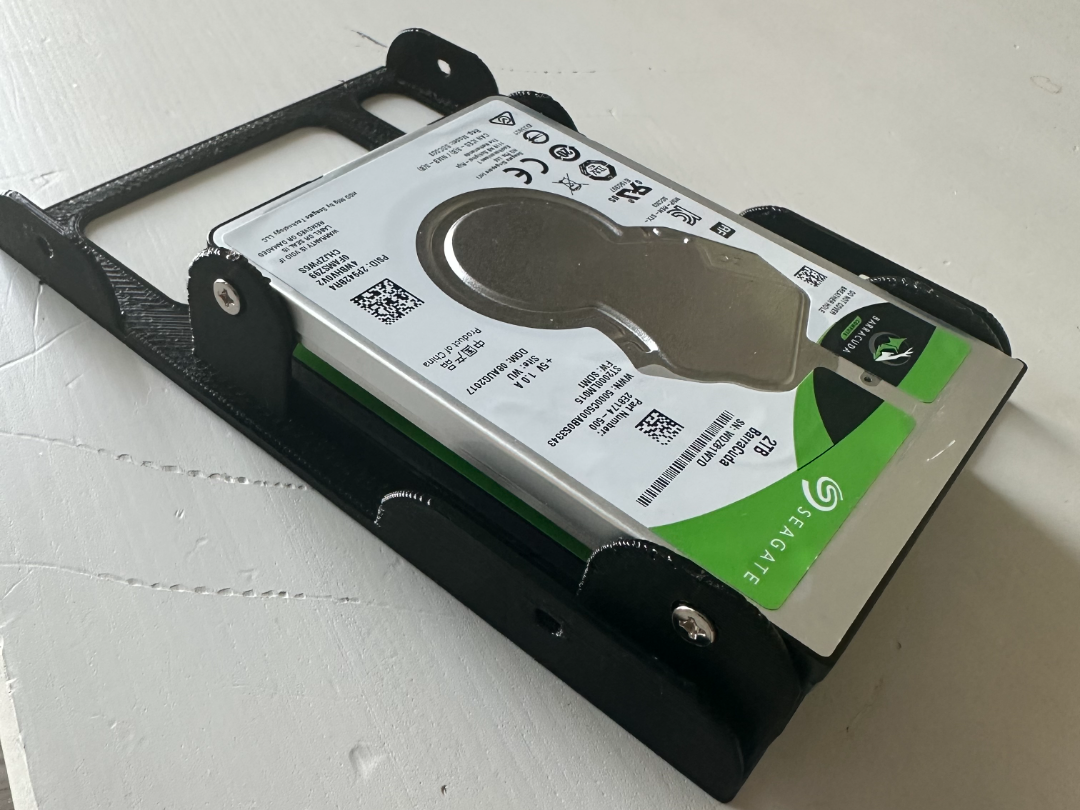 Dual 2.5 to 3.5 Drive Adapter