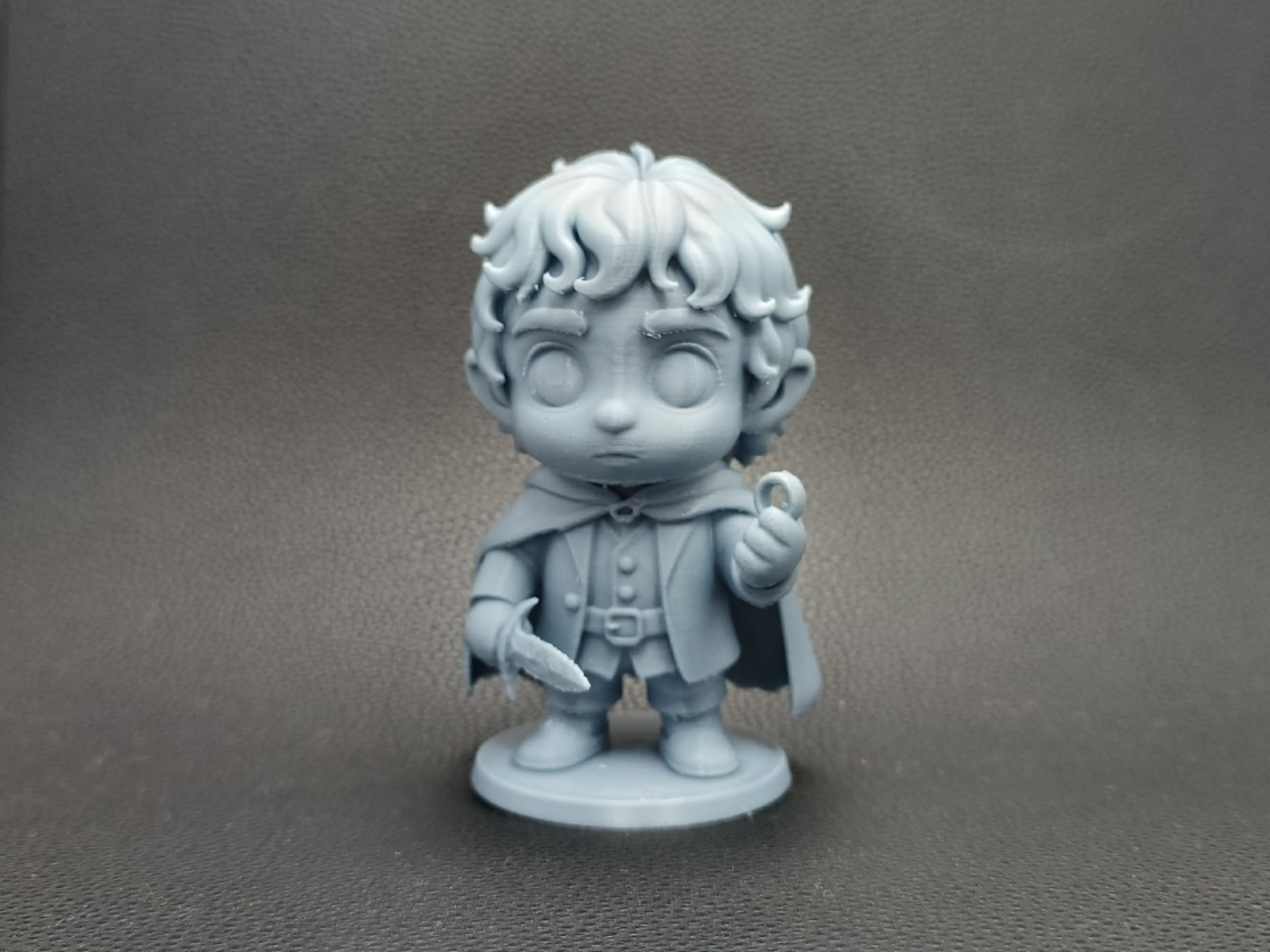 Chibi Frodo Baggins  Hobbit - J.R.R. Tolkien LOTR