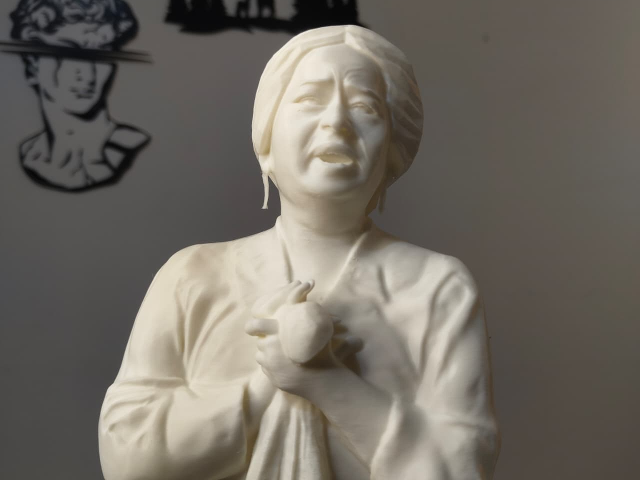 umm kulthum Statue Sculpture