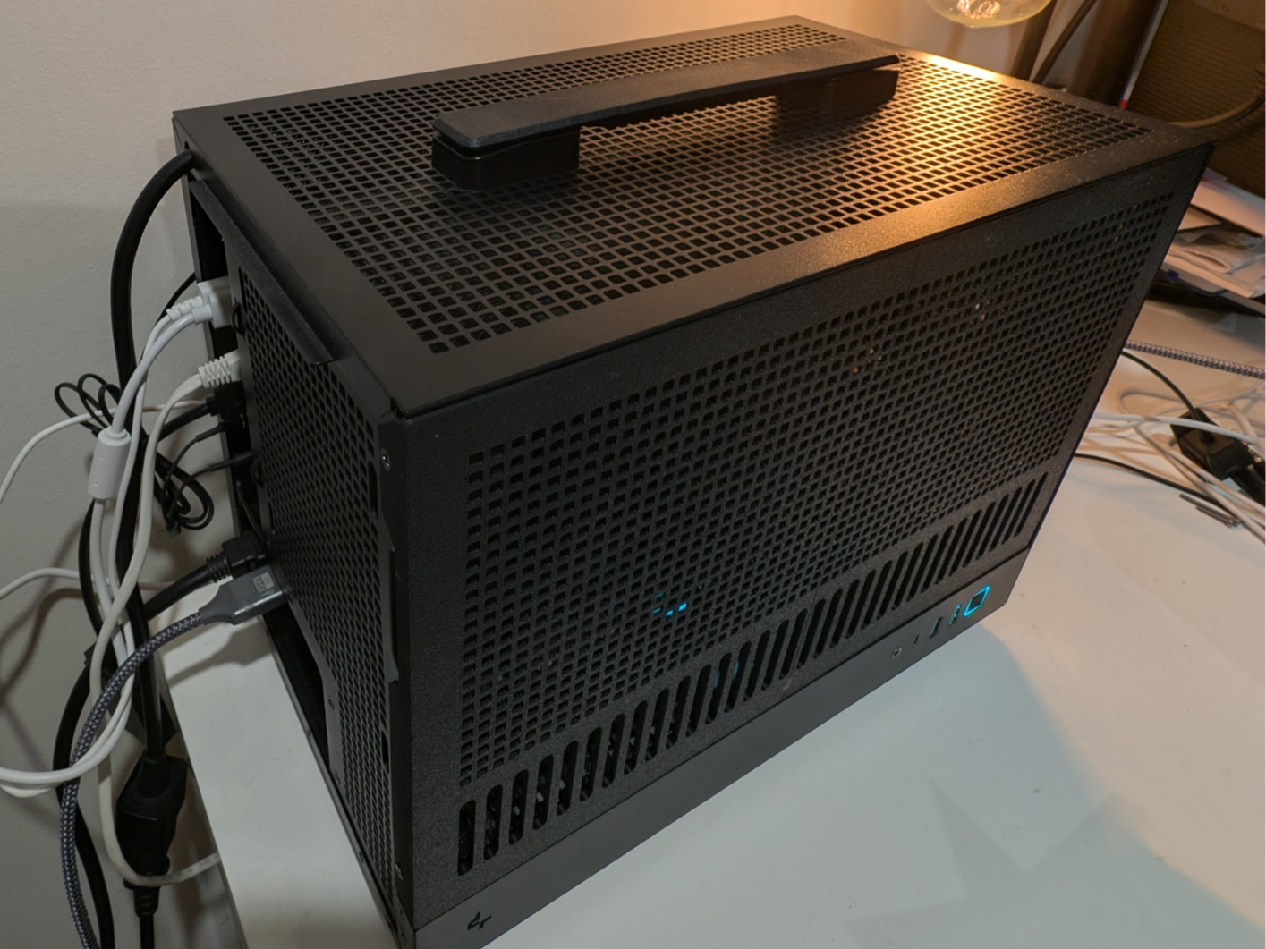 DeepCool CH160 side panel replacement