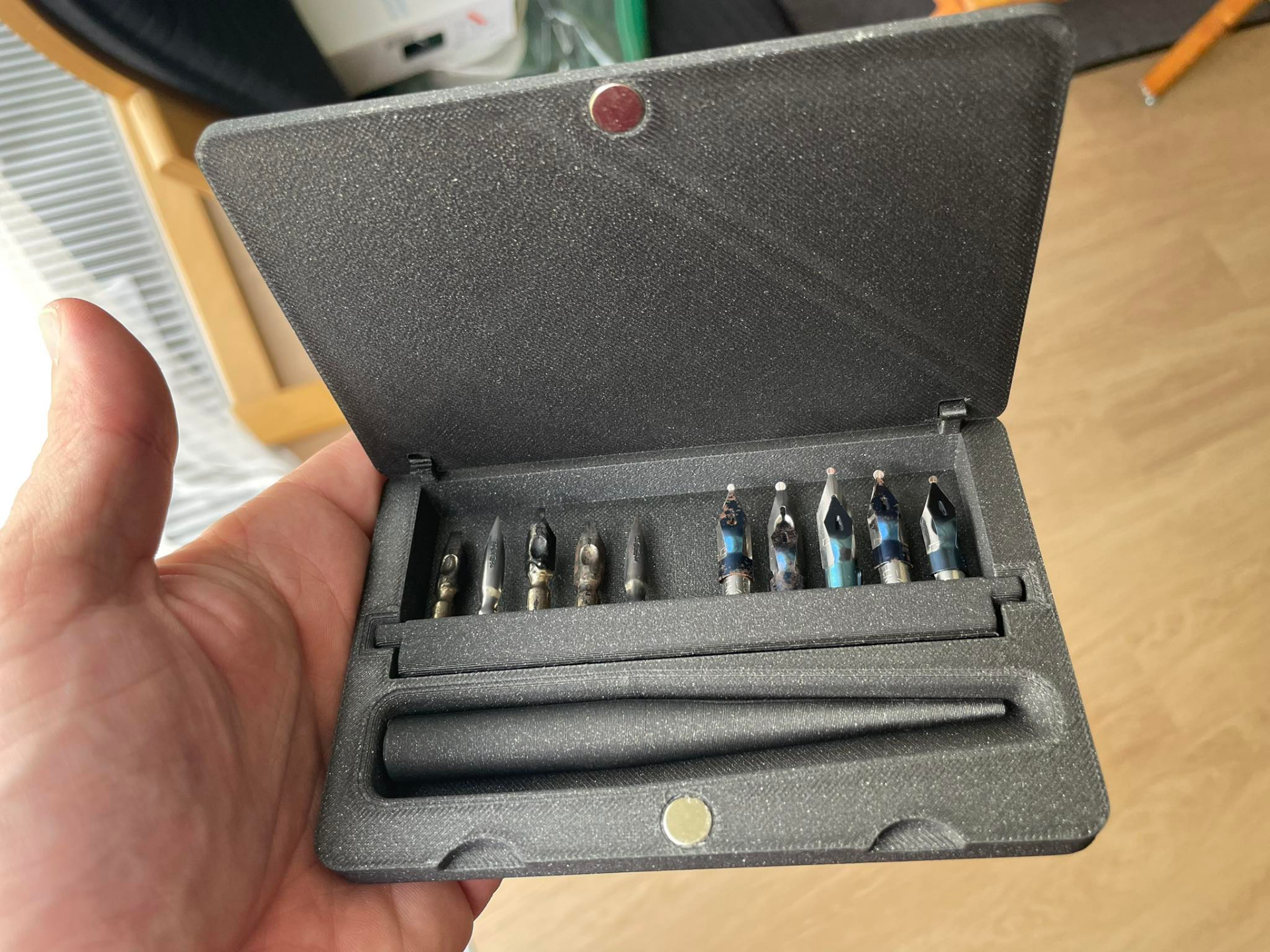 Calligraphy Case Box nib - pen holder