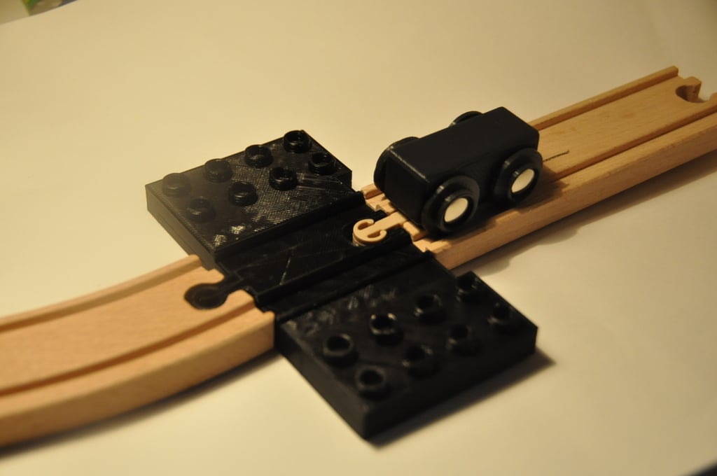 wooden train & large brick compatible station base