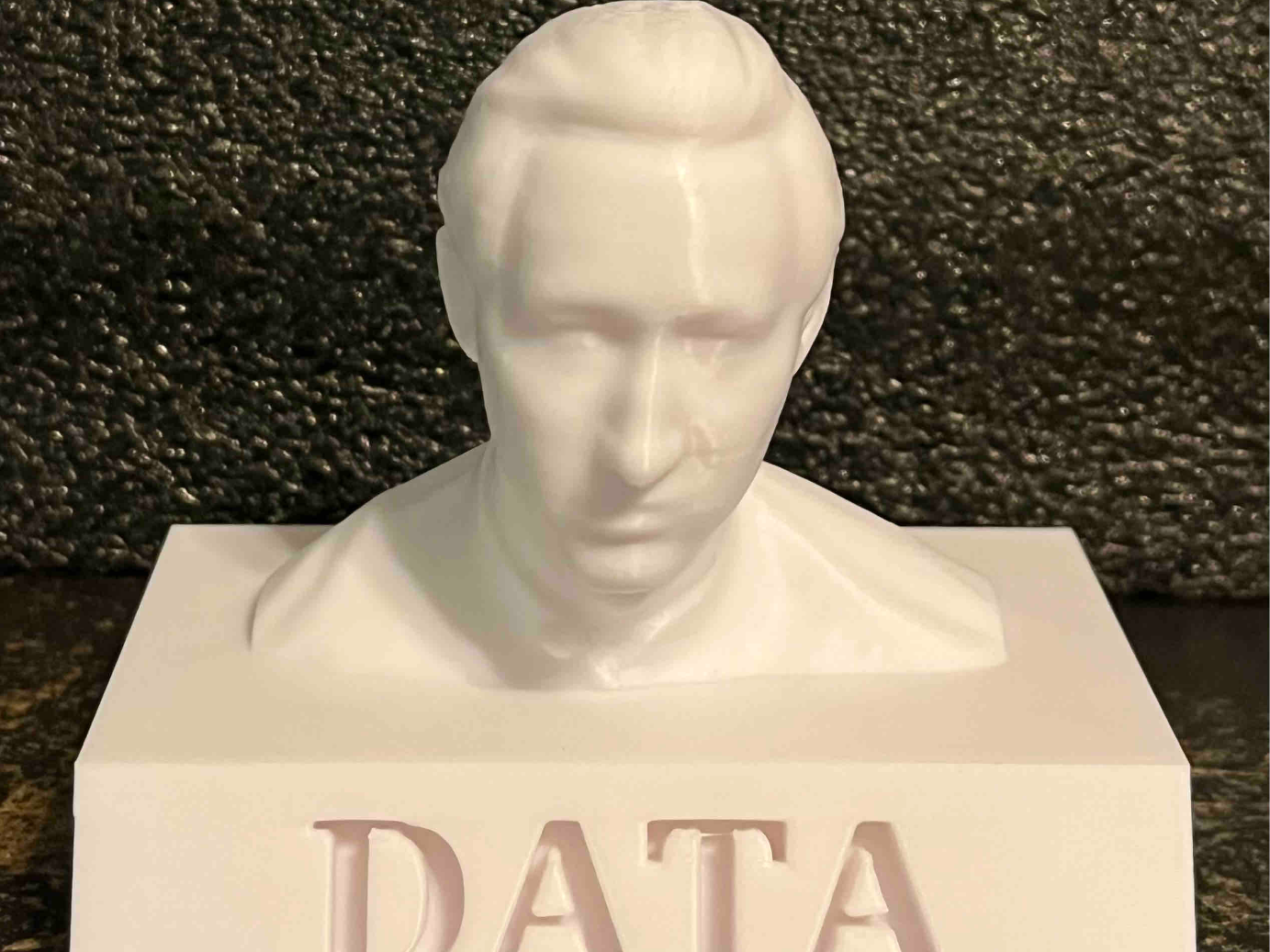 Data STTNG