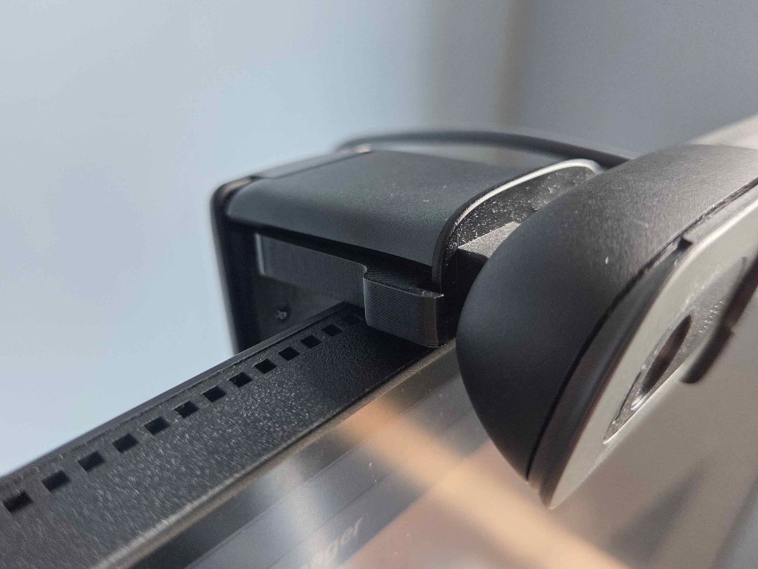 Logitech Brio 105 Spacer