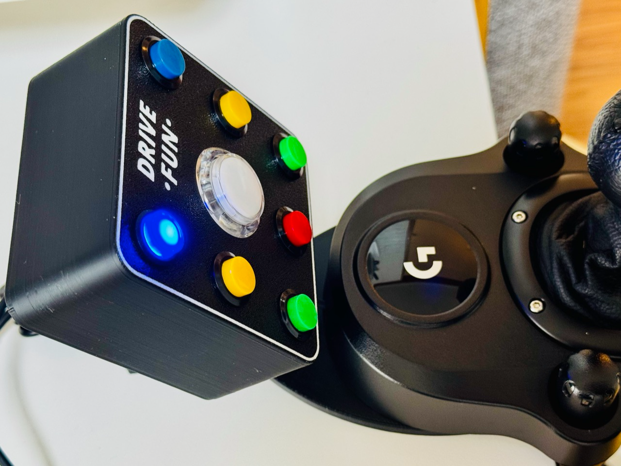 USB Button Box for Logitech G Shifter