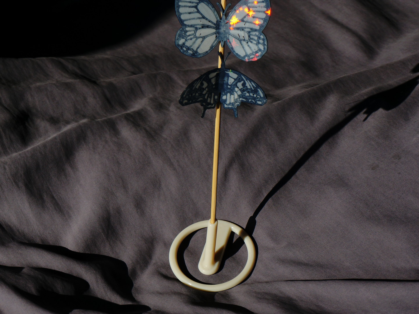 Modern incense stick holder