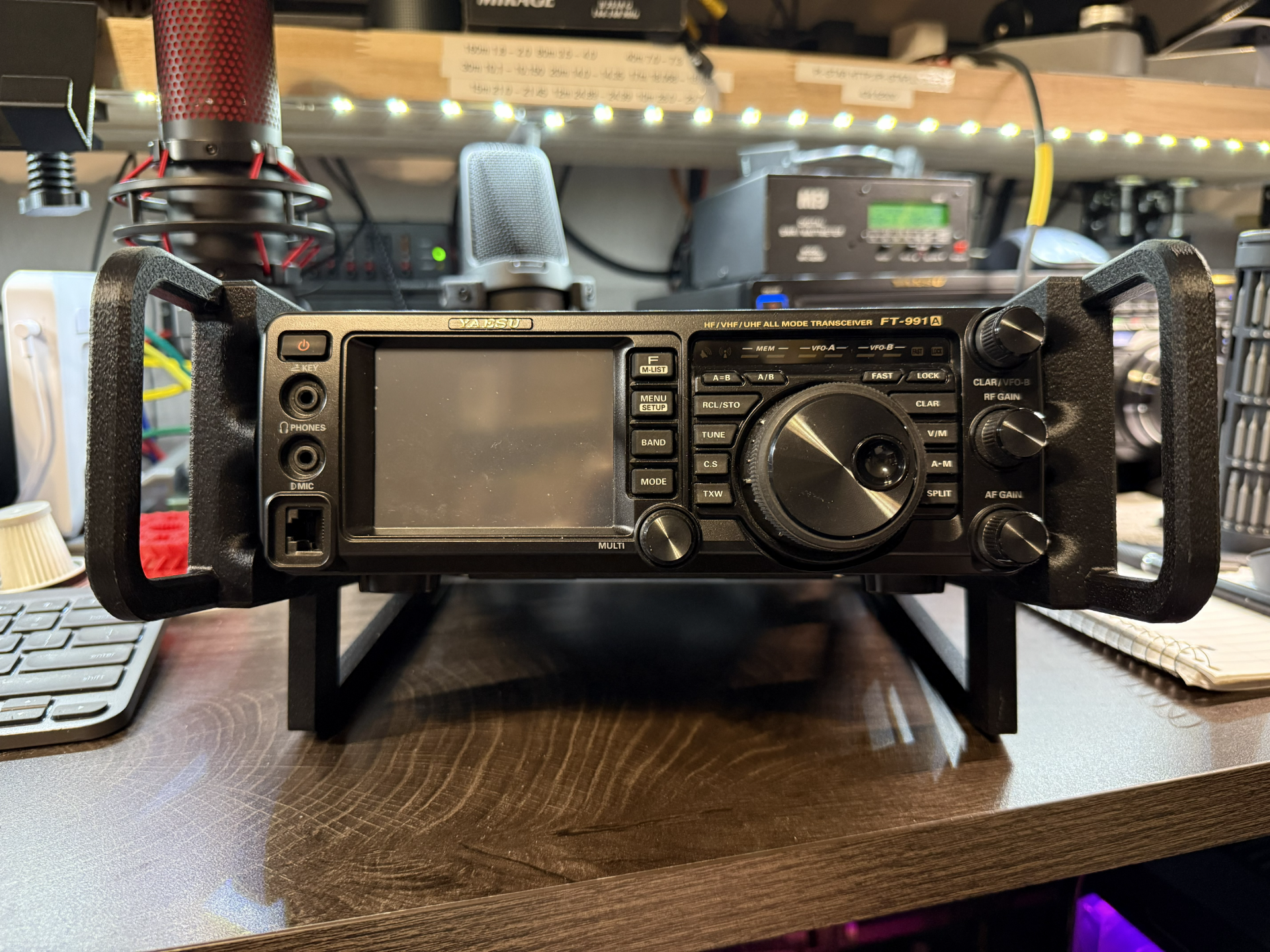 Yaesu FT-991A Side Railes and Handle - Elevated