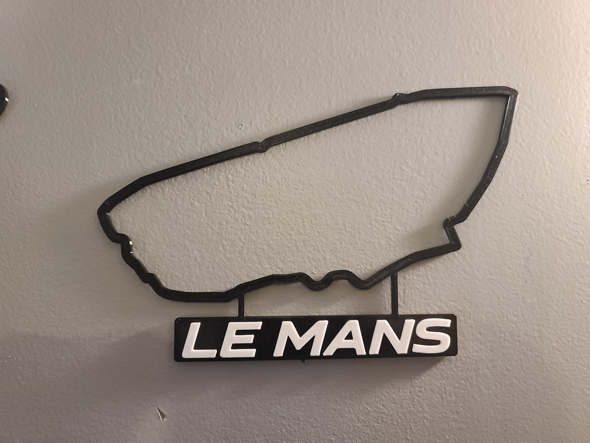 LeMans Track Map (Multi Color with Nameplate)