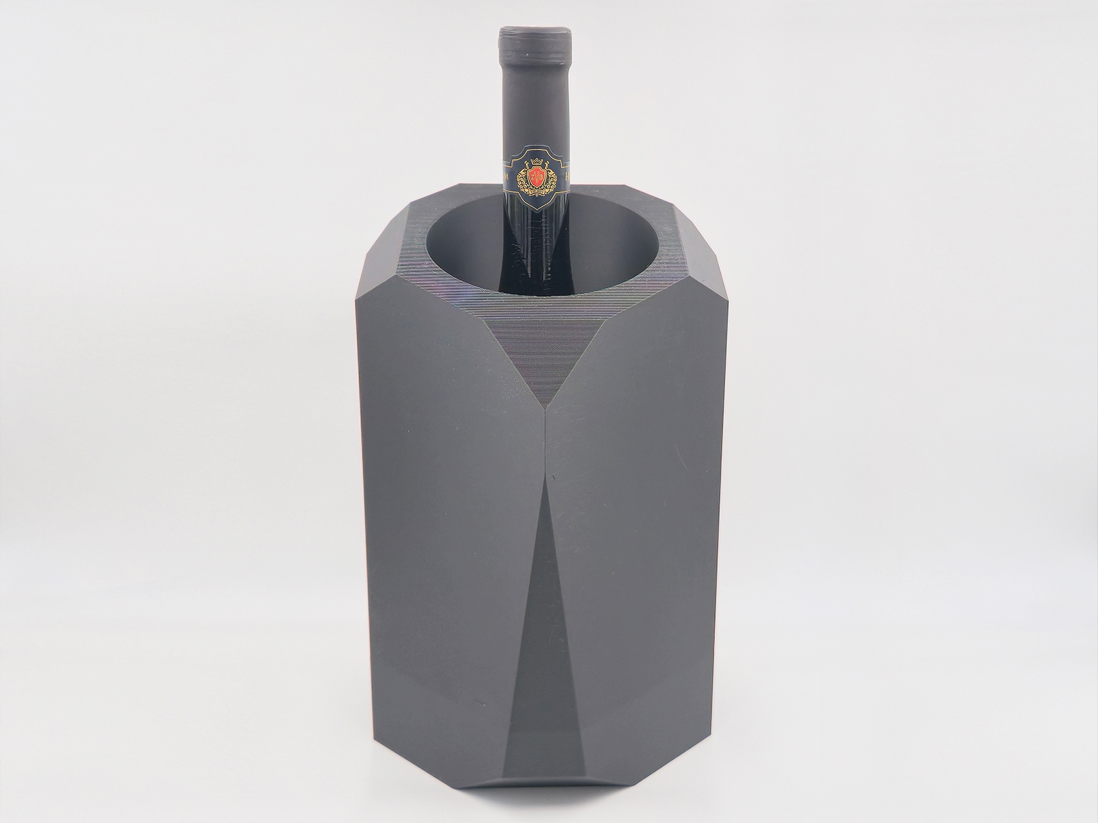 Wine thermal insulator