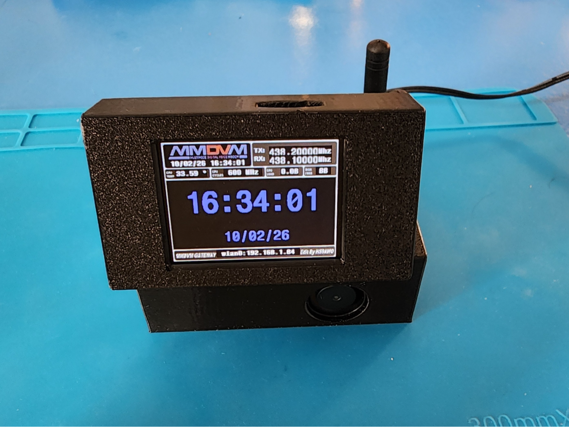 Amateur Radio Hotspot - Pi4 with Nextion Display