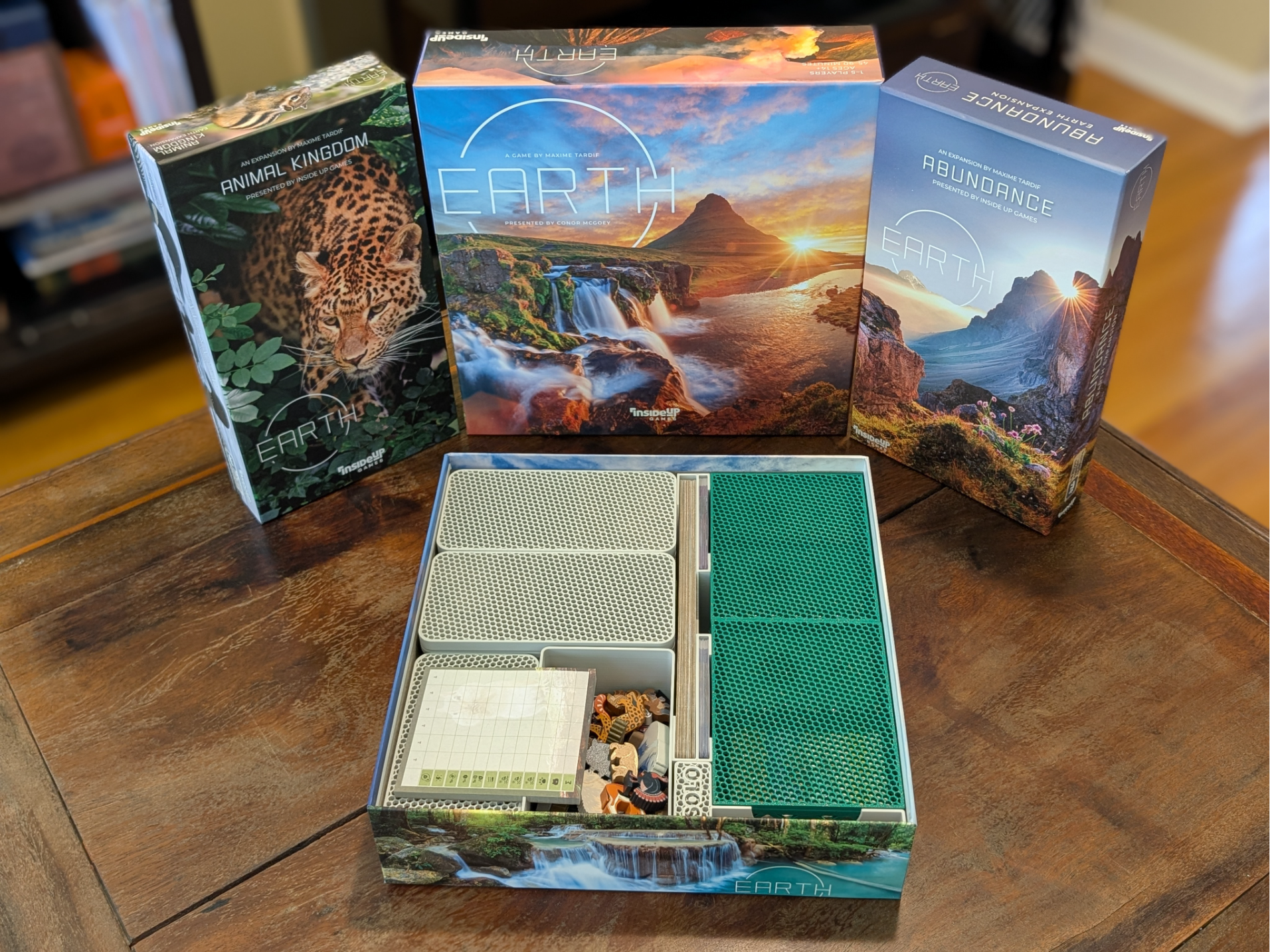 Earth w/ Abundance & Animal Kingdom - Sleeved