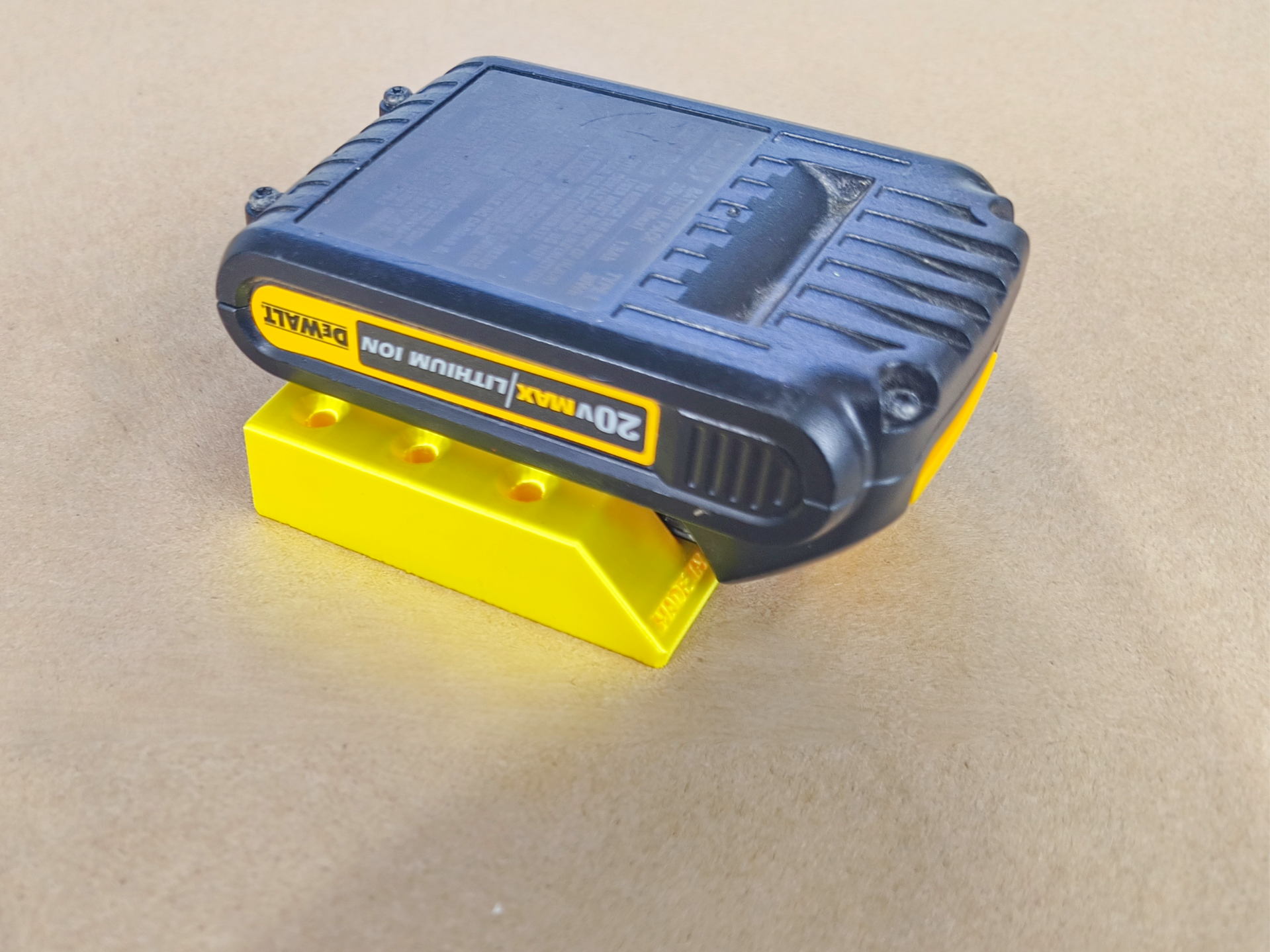 Dewalt Flexvolt Battery holder