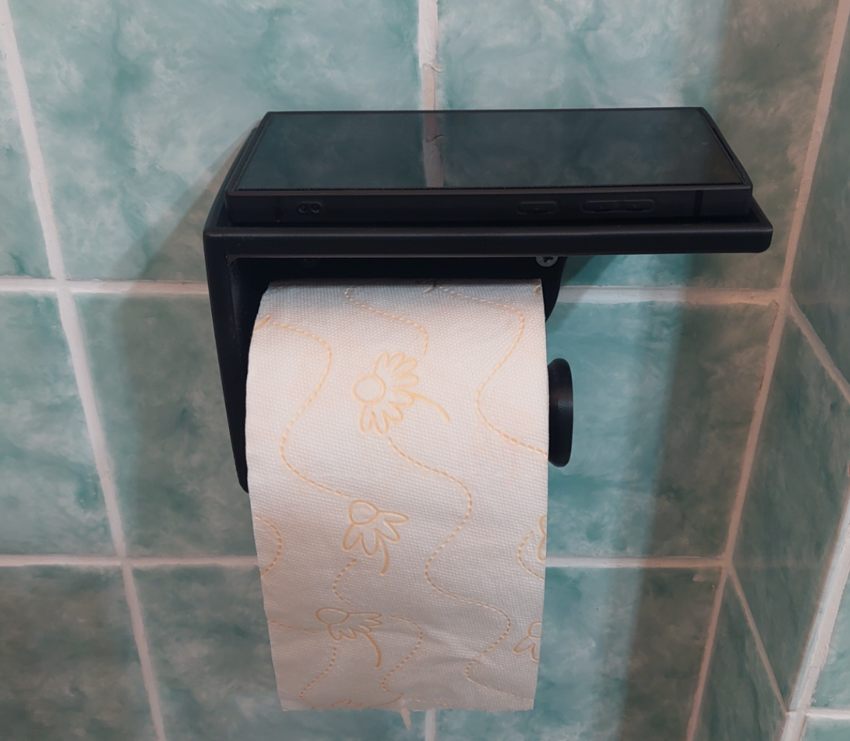 Toilettenpapierhalter mit Handy Ablage S24Ultra