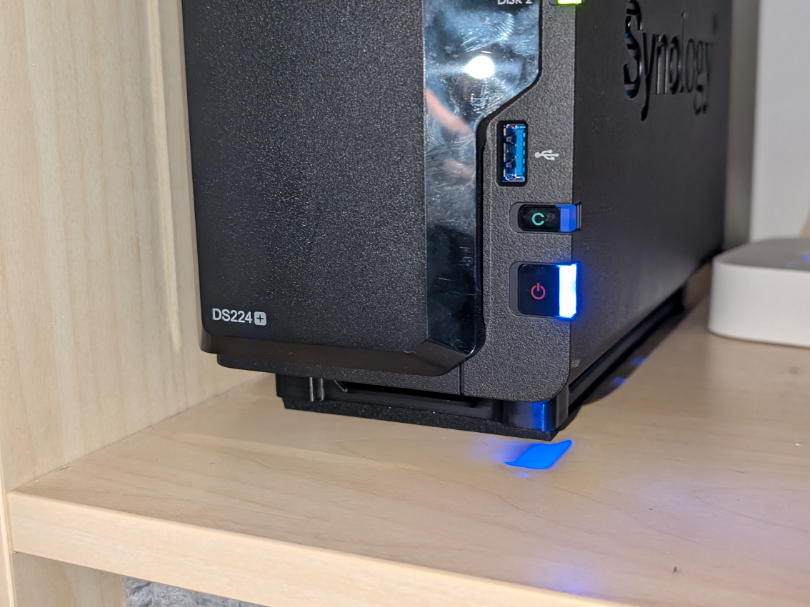 Synology DS218/DS220/DS224+ Stand