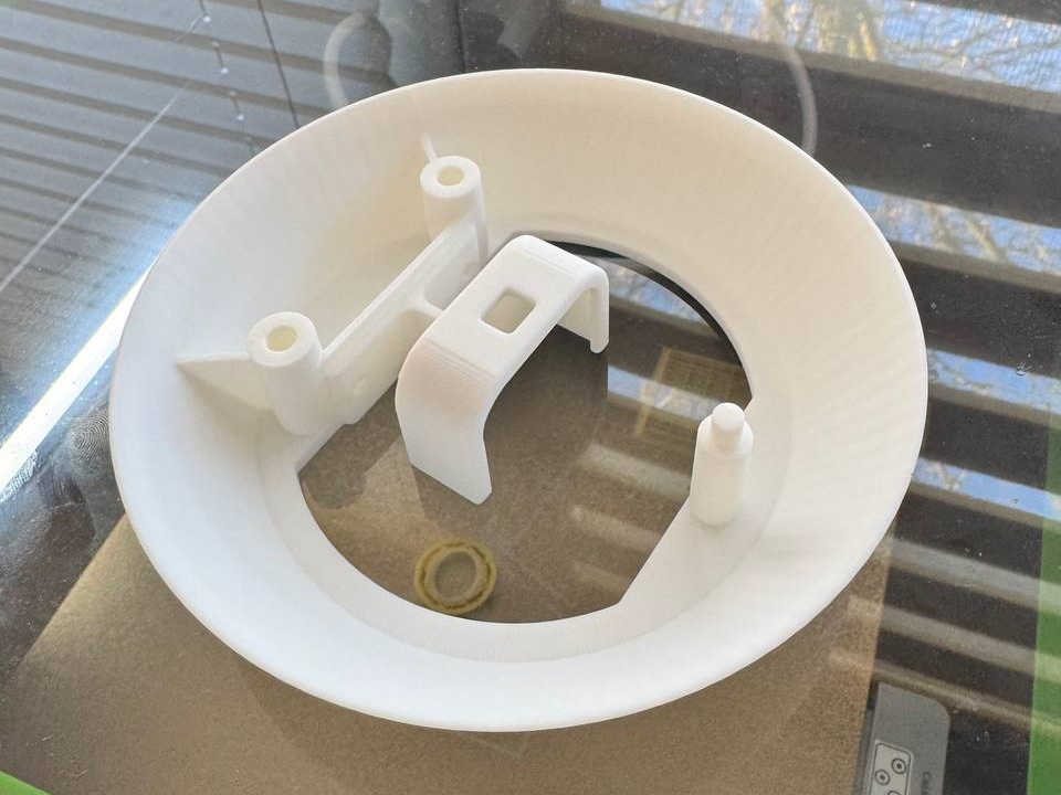 Aqara sensor holder integrated in Stevenson screen