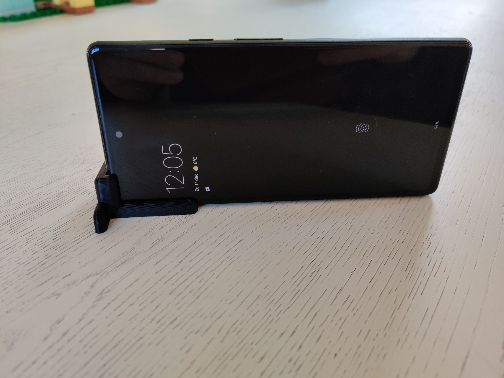 Google Pixel 6 Stand