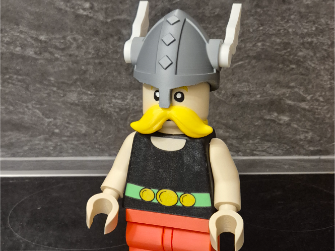 Brick Man Asterix 500%