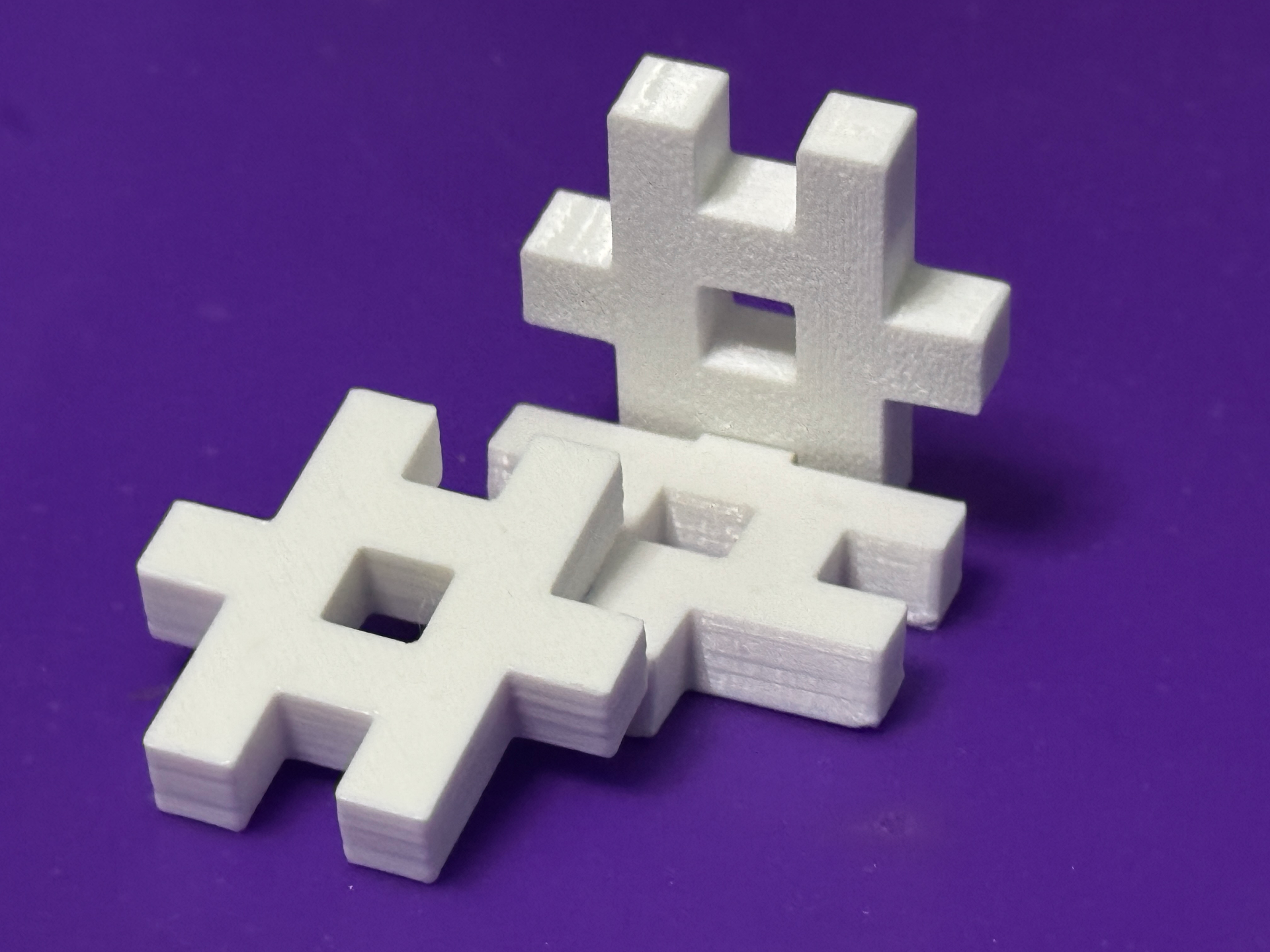 Interlocking toy blocks
