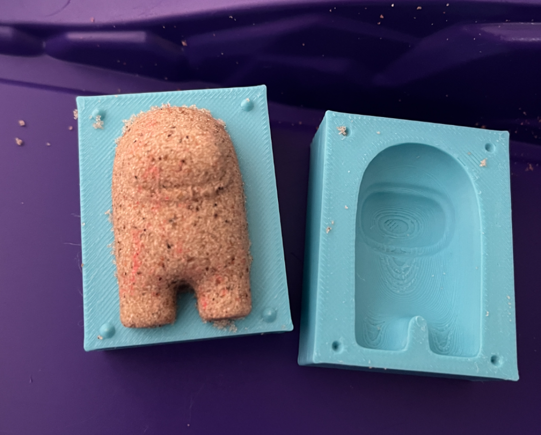 Crewmate sand mold