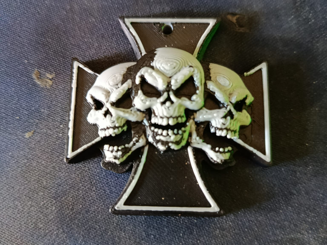 TODENKOPF EISERNES KREUZ  Schlüsselanhänger
