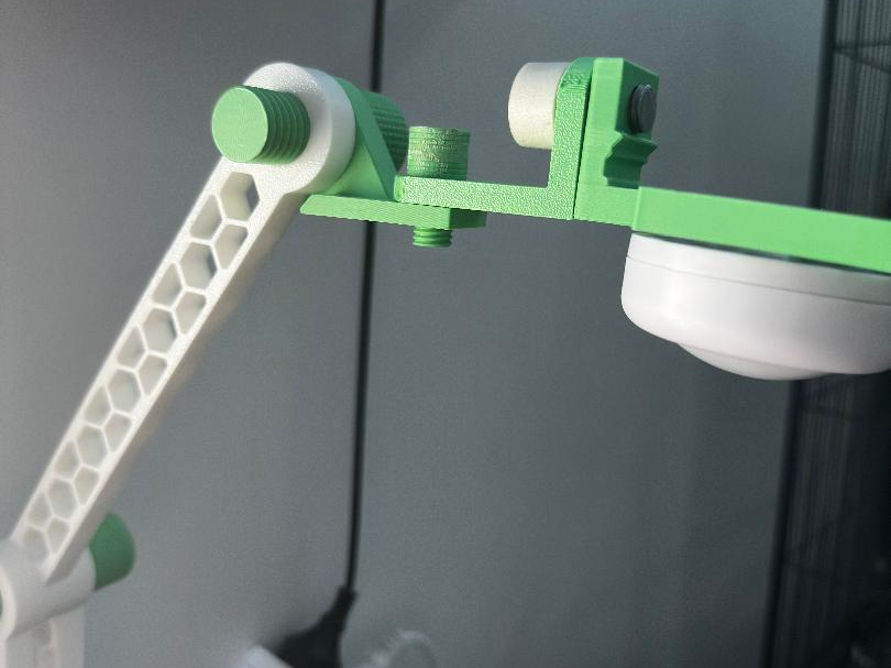 extra axis for flex and sturdy phone arm (updated)