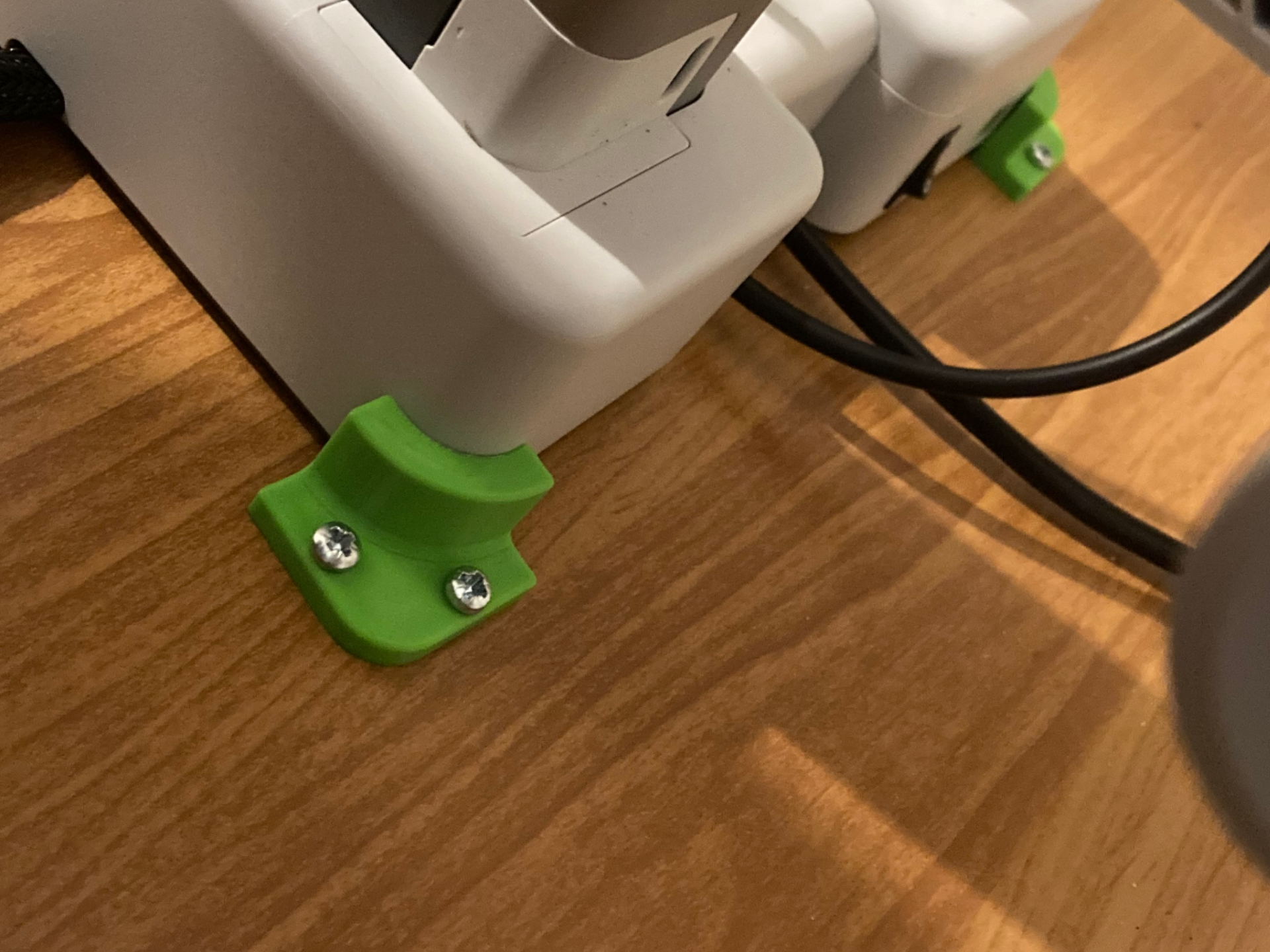 A1mini protection against displacement