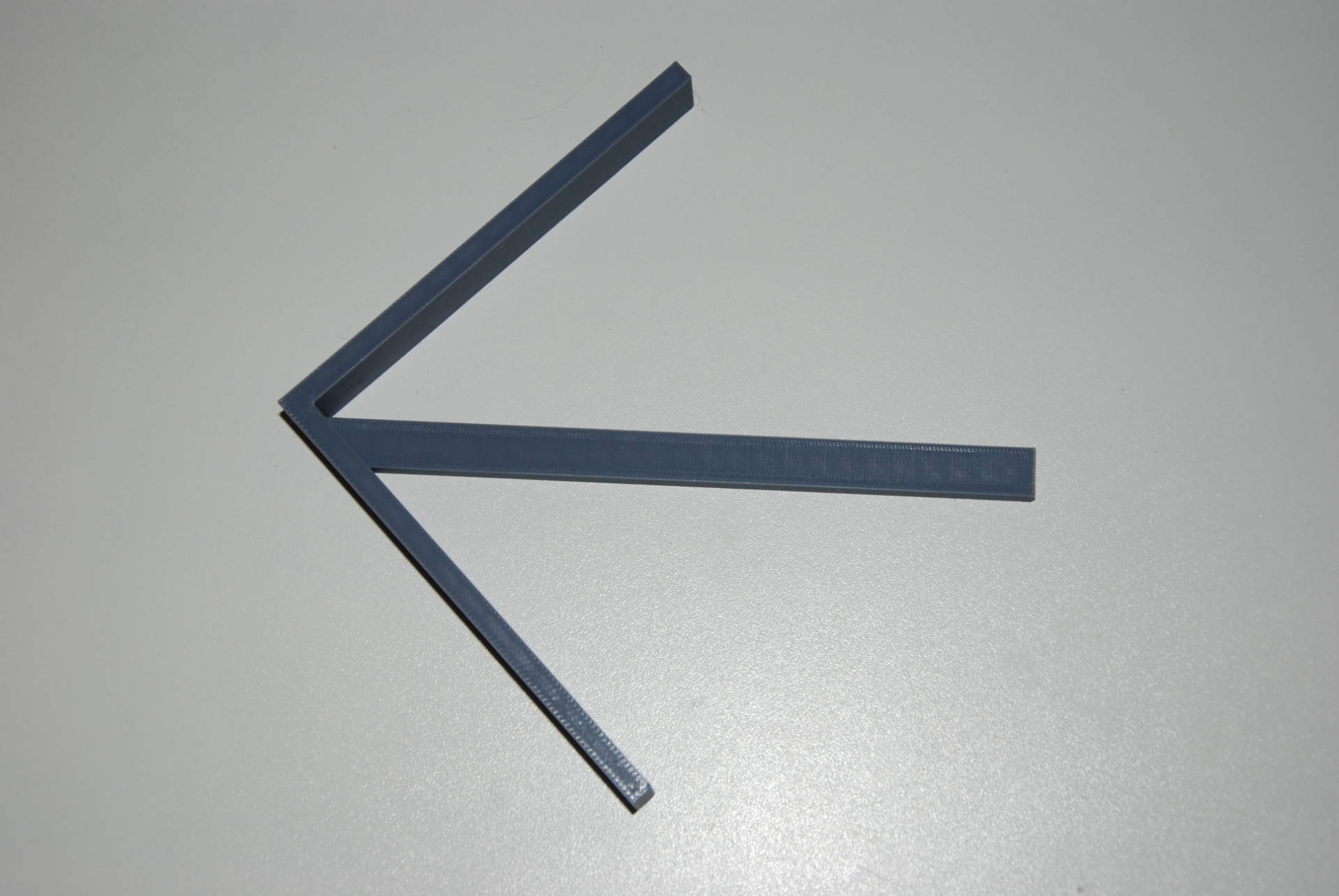 Center finder