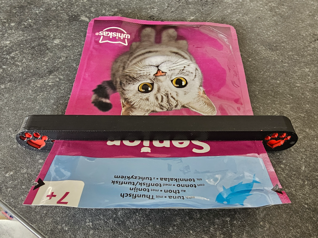 Cat Food Pouch Squeezer Zero Waste Whiskas/Felix