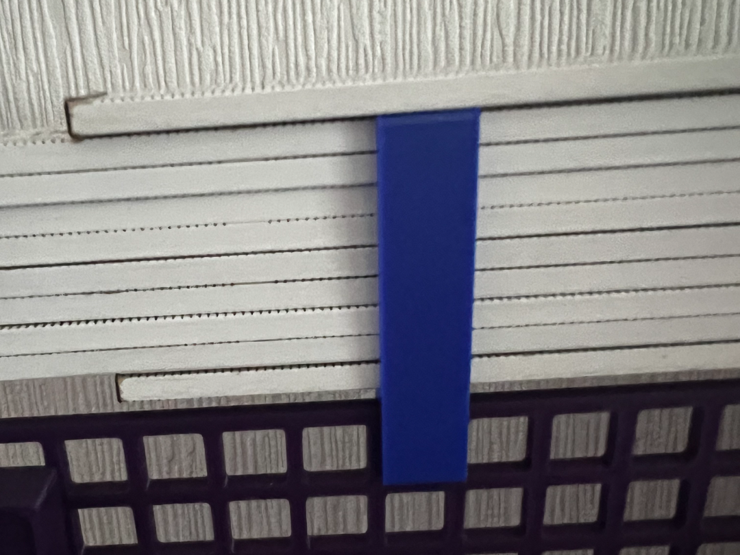 Verschiedene Halter für Werkzeugwand